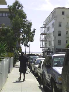 a stroll to the beach