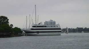 (big boat take me away)